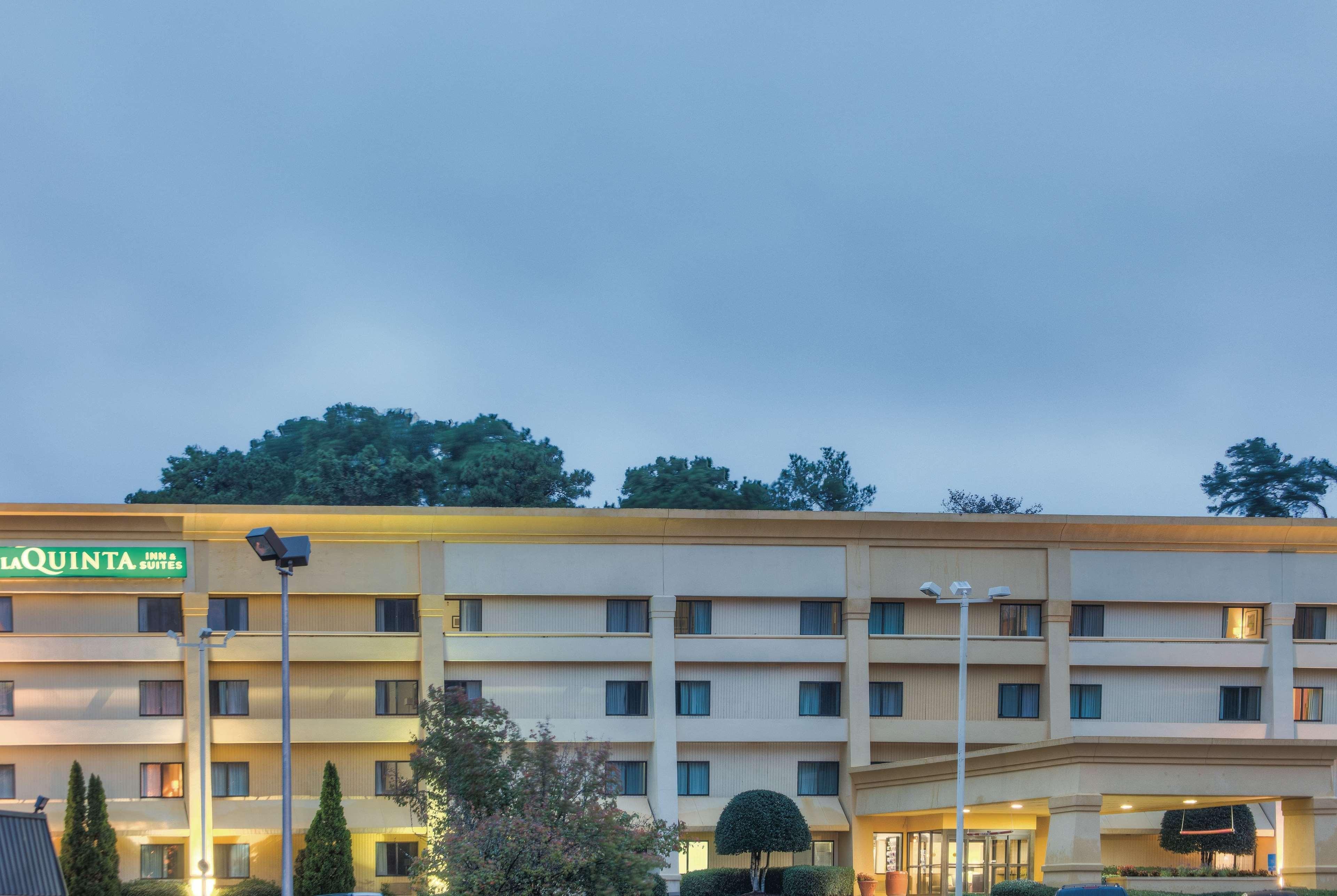Hotel La Quinta By Wyndham Atlanta Roswell Exterior foto